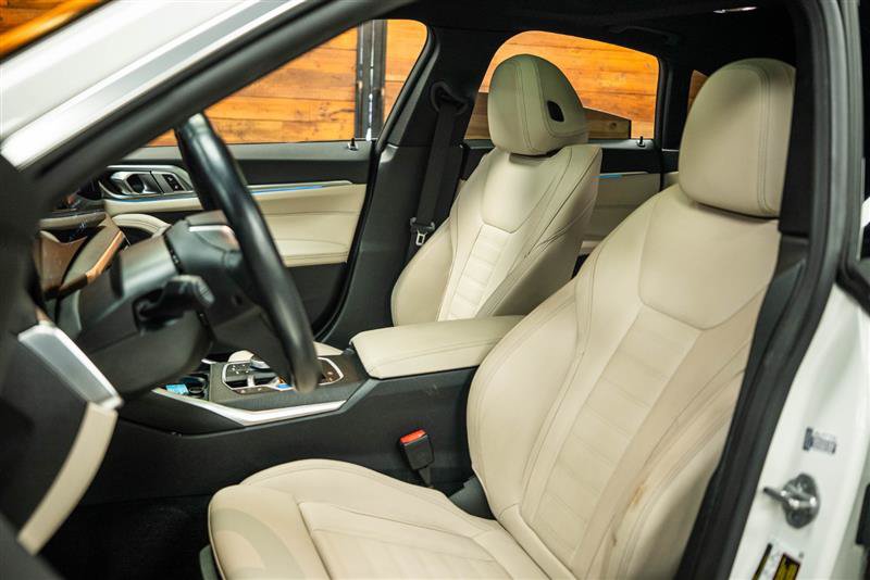 Used 2024 BMW i4 eDrive35 w/ Premium Package RWD image 10
