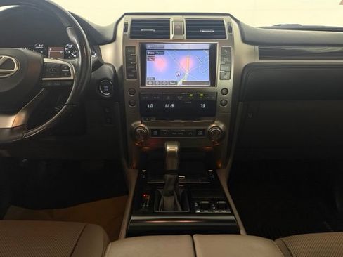 Used 2020 Lexus GX 460 Premium AWD/4WD image 22