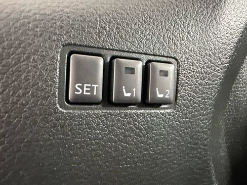 Used 2020 Nissan Rogue SV w/ Premium Package AWD/4WD image 27