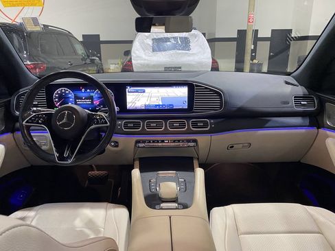Certified 2024 Mercedes-Benz GLS 450 4MATIC image 2