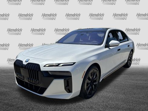 Certified 2023 BMW 760i xDrive AWD/4WD image 7