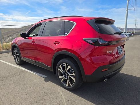 New 2026 MAZDA CX-5 Preferred AWD/4WD image 3
