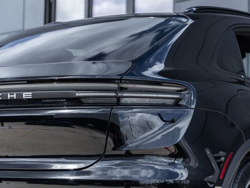 New 2026 Porsche Macan Electric image 16