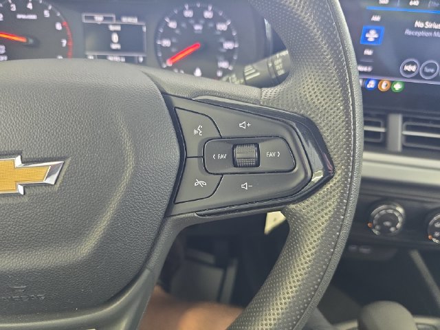 Used 2025 Chevrolet Trax LS FWD image 18