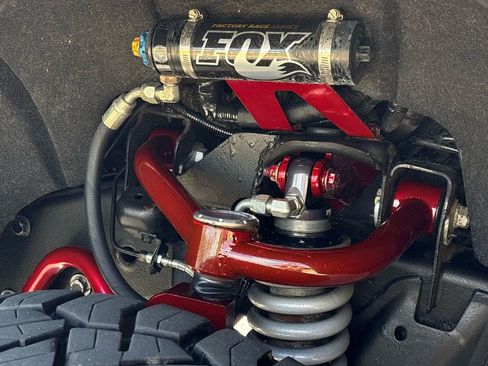 Used 2015 Chevrolet Silverado 2500 High Country w/ Duramax Plus Package image 14