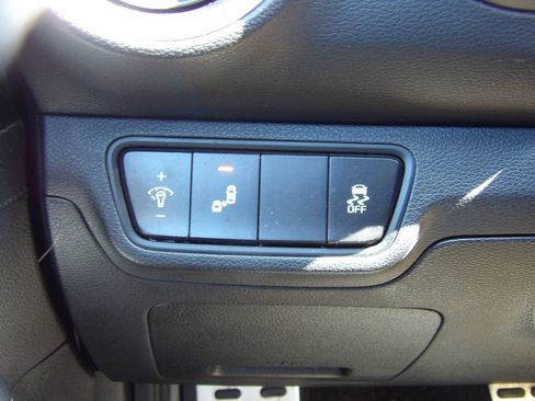 Used 2023 Kia Forte GT-Line FWD image 13