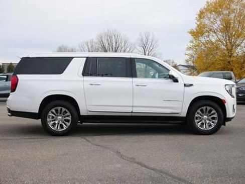 Used 2021 GMC Yukon XL Denali image 31