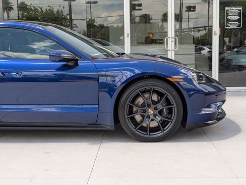 New 2025 Porsche Taycan GTS AWD/4WD image 11