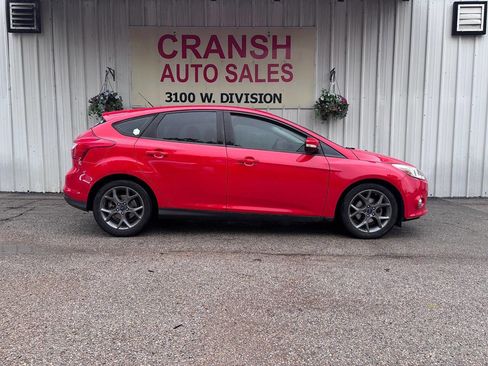 Used 2013 Ford Focus SE FWD image 1
