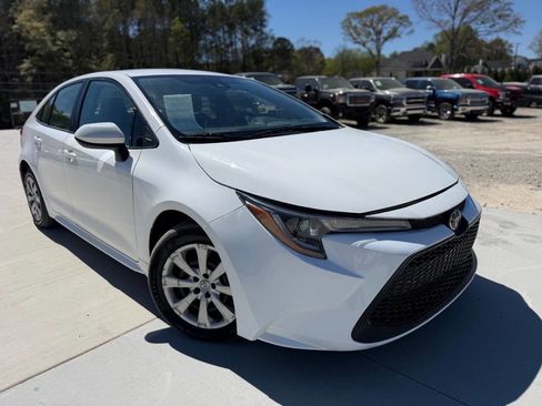 Used 2021 Toyota Corolla LE w/ Carpet Mat Package (TMS) FWD image 1