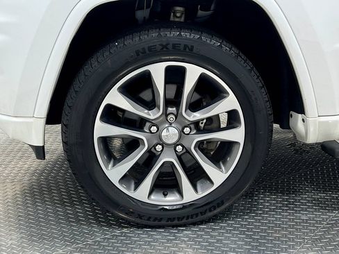Used 2018 Jeep Grand Cherokee Overland AWD/4WD image 37
