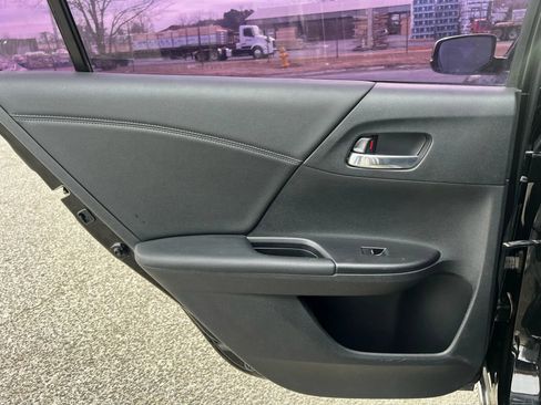 Used 2015 Honda Accord EX-L image 20