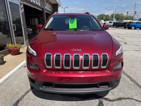 Used 2014 Jeep Cherokee Latitude w/ Cold Weather Group AWD/4WD image 3