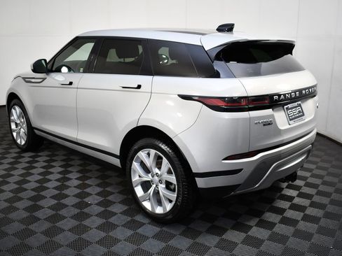 Used 2020 Land Rover Range Rover Evoque SE image 9