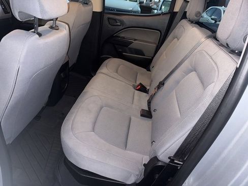 Used 2019 Chevrolet Colorado W/T w/ Custom Special Edition image 21