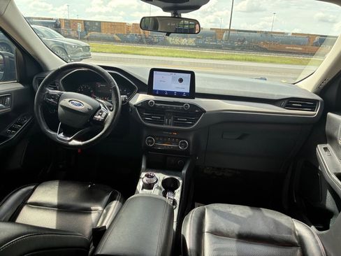 Used 2021 Ford Escape SEL AWD/4WD image 32