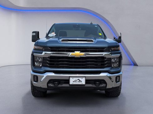 Used 2025 Chevrolet Silverado 2500 LT AWD/4WD image 13