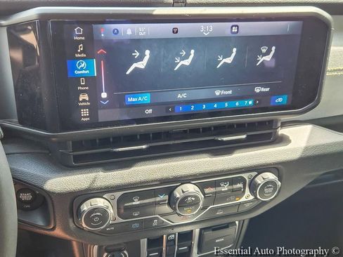 Used 2025 Jeep Wrangler Unlimited Sport S 4xe AWD/4WD image 15