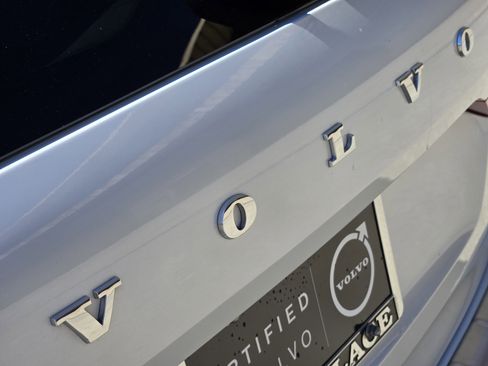 Used 2024 Volvo XC60 B5 Plus w/ Protection Package Premier image 20