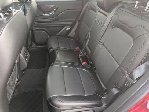 Used 2026 Lincoln Corsair Reserve image 19