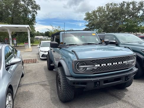 Used 2023 Ford Bronco Badlands AWD/4WD image 3