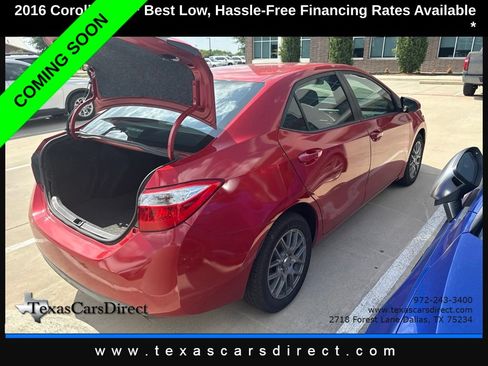 Used 2016 Toyota Corolla LE FWD image 5