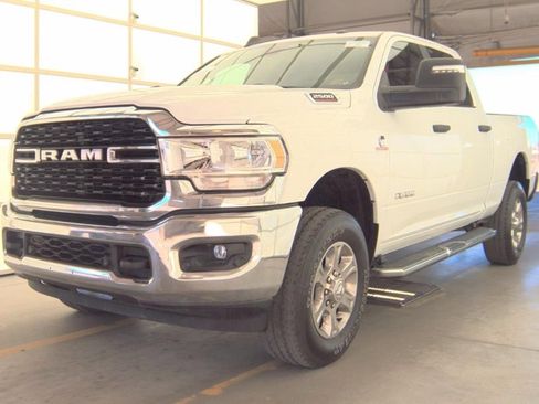 Used 2024 RAM 2500 Big Horn w/ Off Road Package image 3