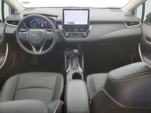 Used 2026 Toyota Corolla XLE FWD image 16