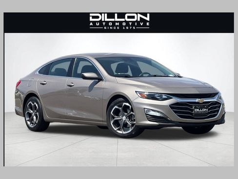 Used 2024 Chevrolet Malibu LT FWD image 1