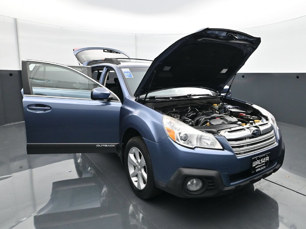 Used 2013 Subaru Outback Wilderness AWD/4WD image 37