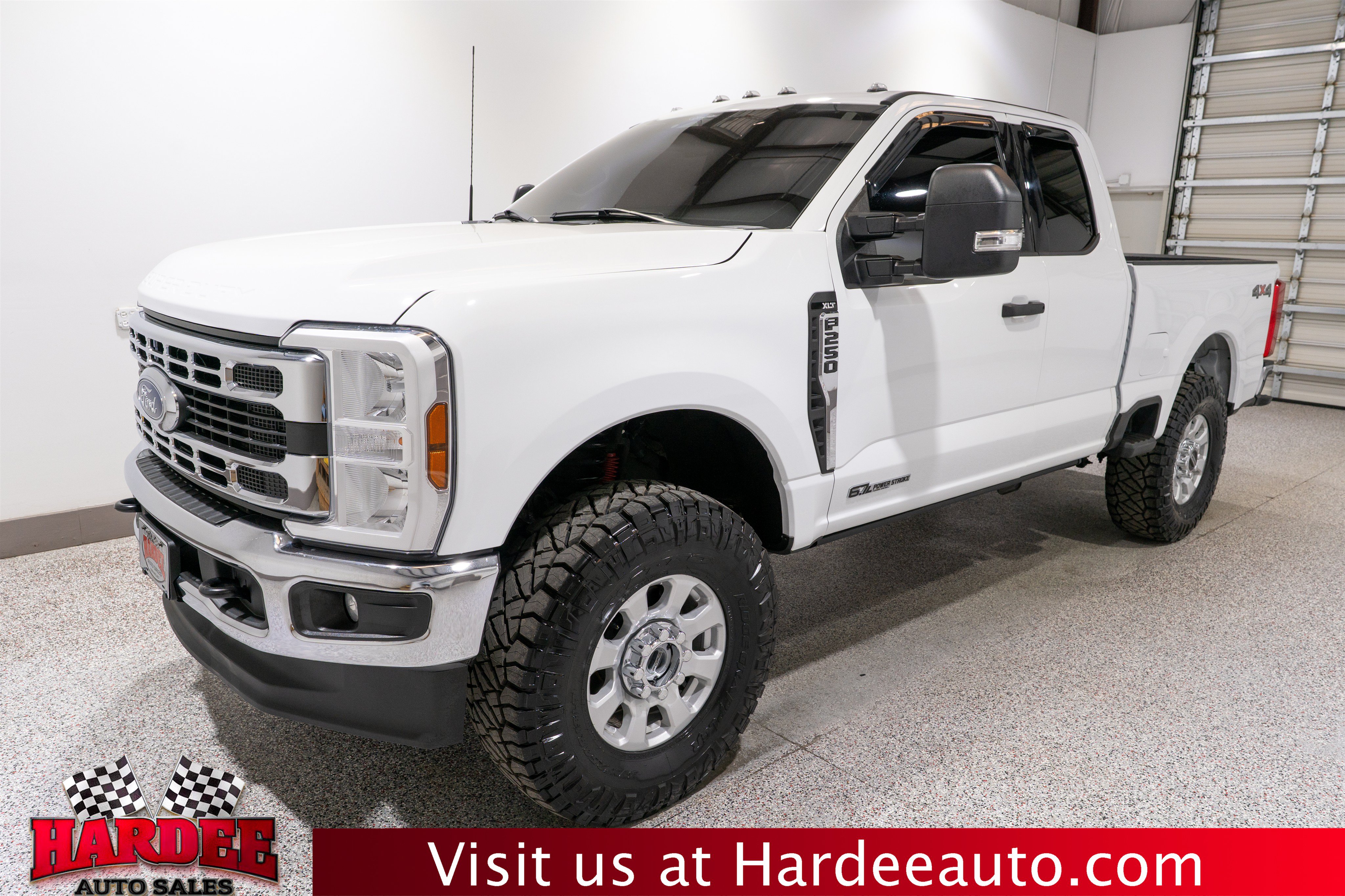 Used 2024 Ford F250 XLT w/ Snow Plow Prep Package AWD/4WD image 2