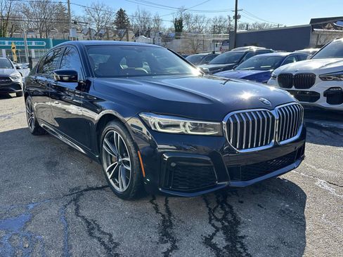 Used 2020 BMW 750i xDrive w/ M Sport Package image 1