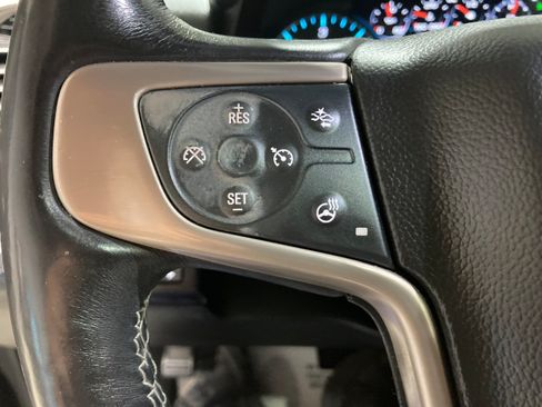 Used 2017 GMC Yukon XL Denali w/ Open Road Package AWD/4WD image 28