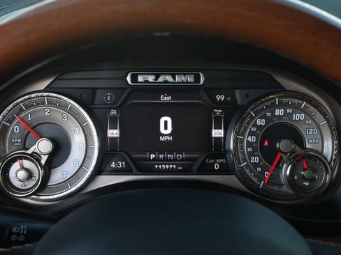 Used 2020 RAM 1500 Limited AWD/4WD image 12