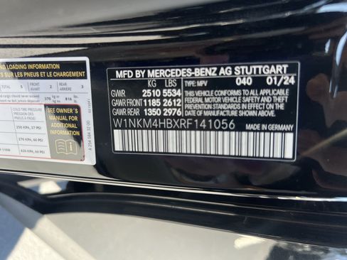 Used 2024 Mercedes-Benz GLC 300 4MATIC image 37