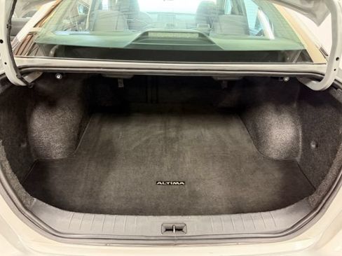 Used 2023 Nissan Altima 2.5 SV FWD image 25