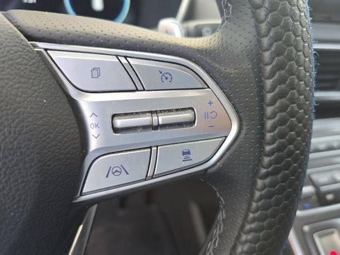 Used 2022 Hyundai Santa Fe Calligraphy image 21