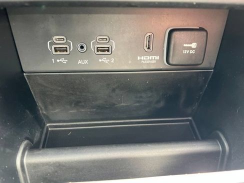 Used 2023 Jeep Grand Cherokee Summit AWD/4WD image 13