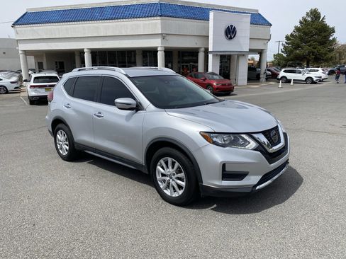 Used 2020 Nissan Rogue SV image 38