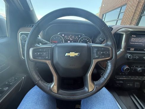Used 2021 Chevrolet Silverado 1500 High Country AWD/4WD image 22
