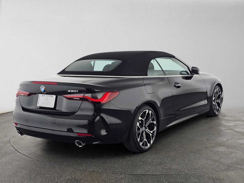 Used 2026 BMW 430i Convertible w/ Premium Package RWD image 3