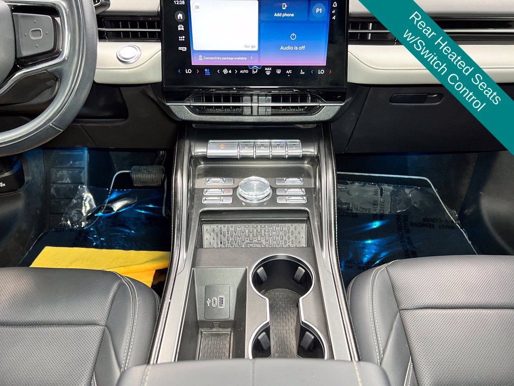 Used 2024 Lincoln Nautilus Premier w/ Equipment Group 102A AWD/4WD image 15