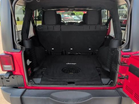 Used 2016 Jeep Wrangler Unlimited Sport w/ Quick Order Package 24S AWD/4WD image 11