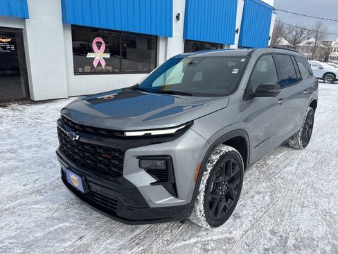 New 2026 Chevrolet Traverse RS image 2