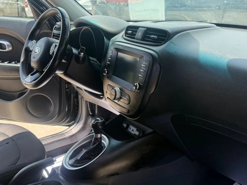 Used 2017 Kia Soul + w/ UVO Package FWD image 12