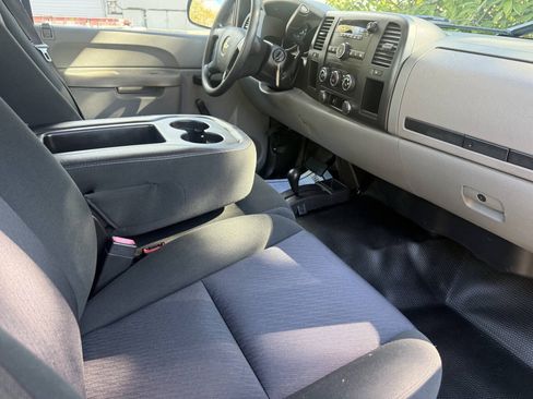 Used 2012 Chevrolet Silverado 1500 W/T AWD/4WD image 16