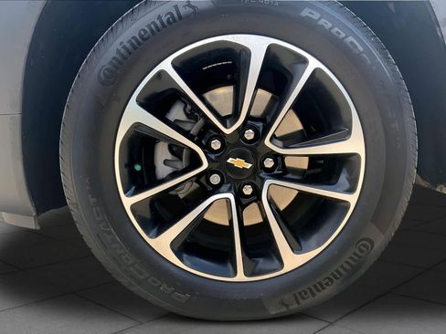 Used 2025 Chevrolet TrailBlazer LT w/ Convenience Package FWD image 11