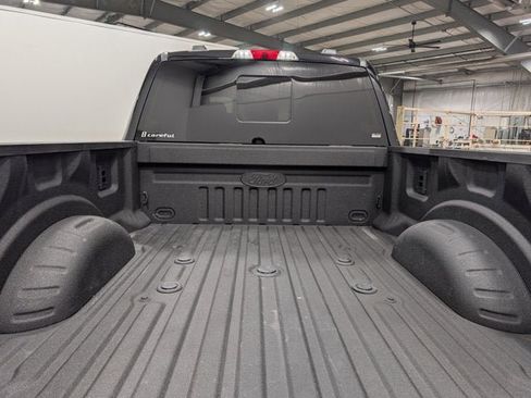 Used 2025 Ford F250 Platinum image 10
