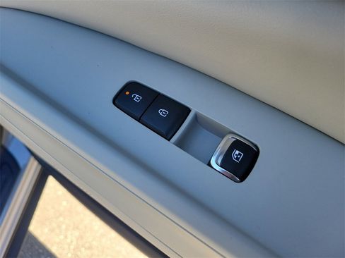 New 2026 Kia Carnival EX image 11