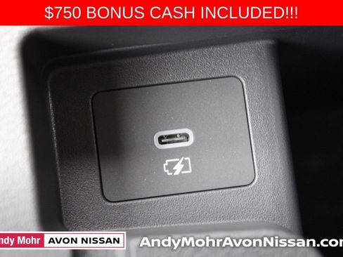 New 2025 Nissan Versa SV w/ Trunk Package image 27